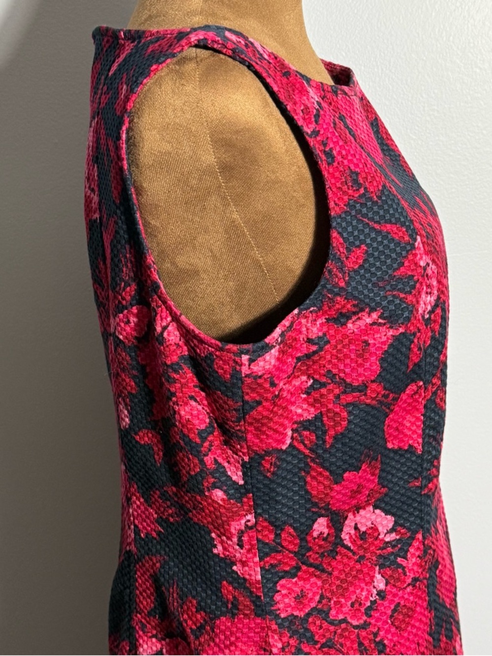 Talbots 12P Red Black Floral Sheath Dress Petite Textured Career Wedding Spring - Picture 5 of 9
